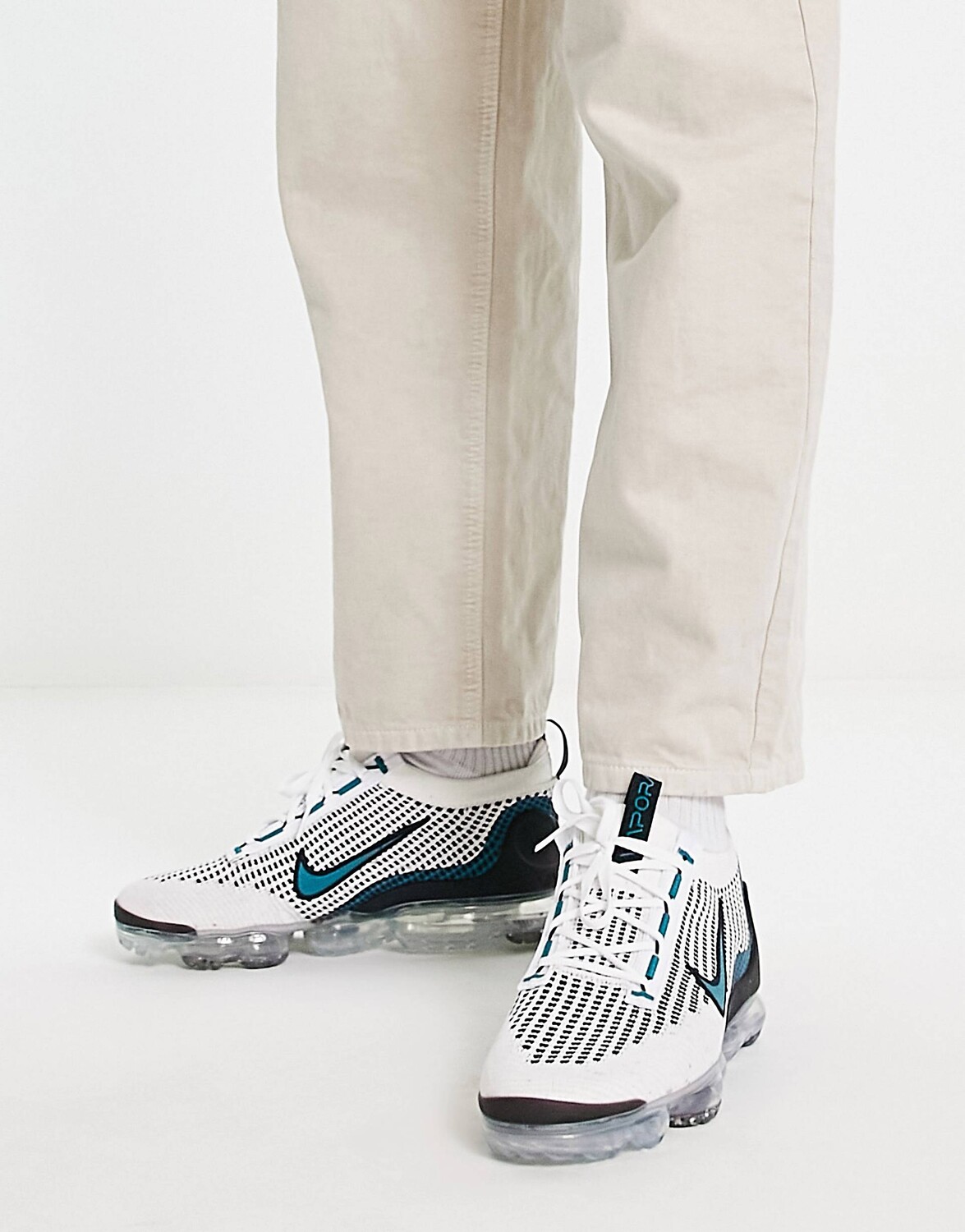 

Кроссовки Air VaporMax 2021 в белом и бирюзовом цветах Nike