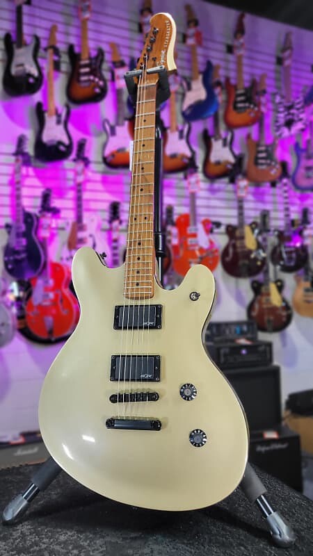

Полуакустическая гитара Squier Contemporary Active Starcaster — авторизованная сделка Shoreline Gold! 819