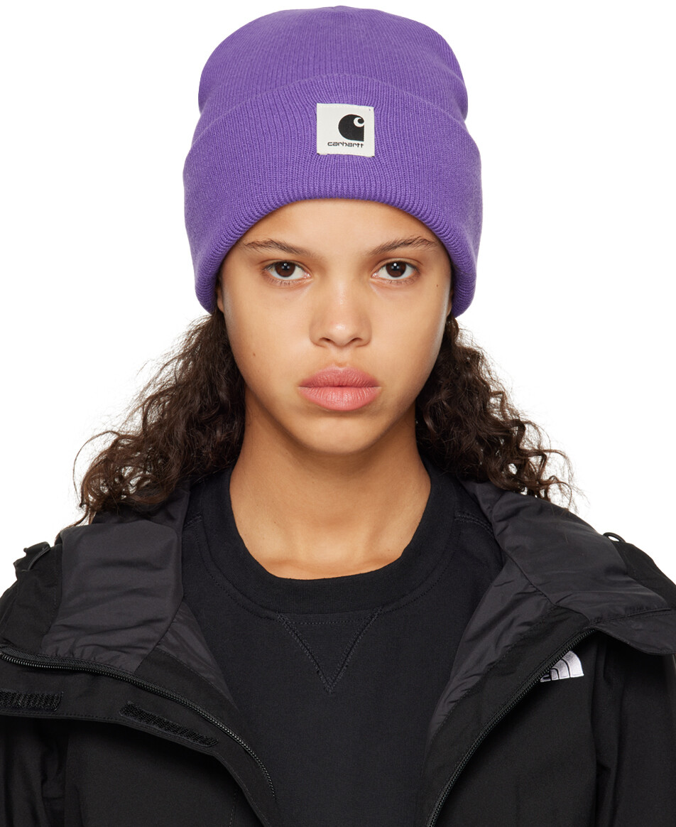 

Фиолетовая шапка Эшли Carhartt Work In Progress