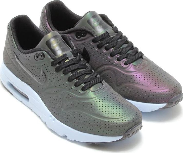 Nike air max sale 1 ultra moire holographic