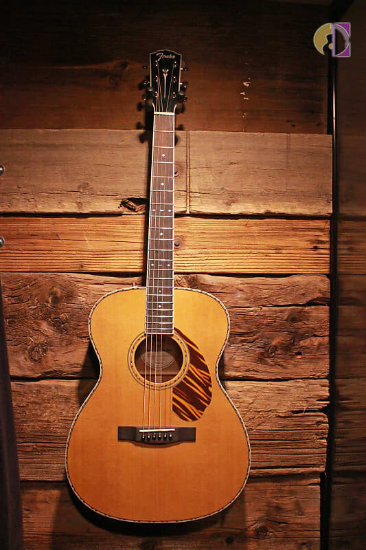 

Электроакустическая гитара Fender Paramount PO-220E Orchestra, натуральный цвет