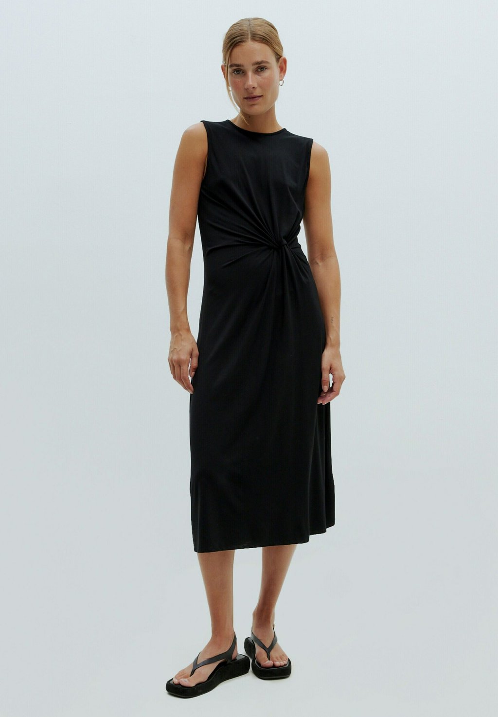 Повседневное платье KATIMA EDITED, цвет schwarz