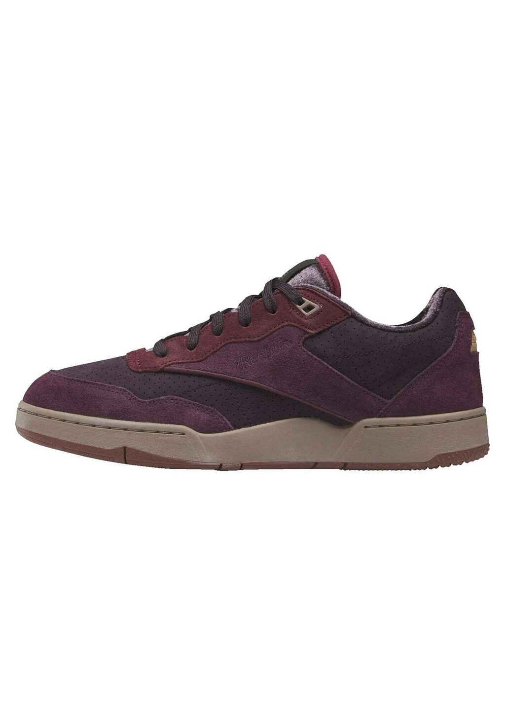 

Низкие кеды Reebok
