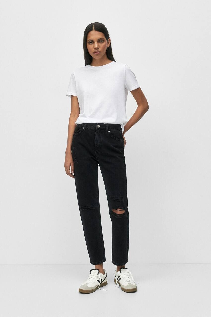 

Рваные джинсы mom с завышенной талией Pull&Bear, черный