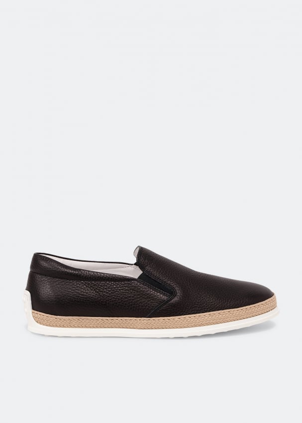 Лоферы TOD'S Leather slip-on loafers, черный