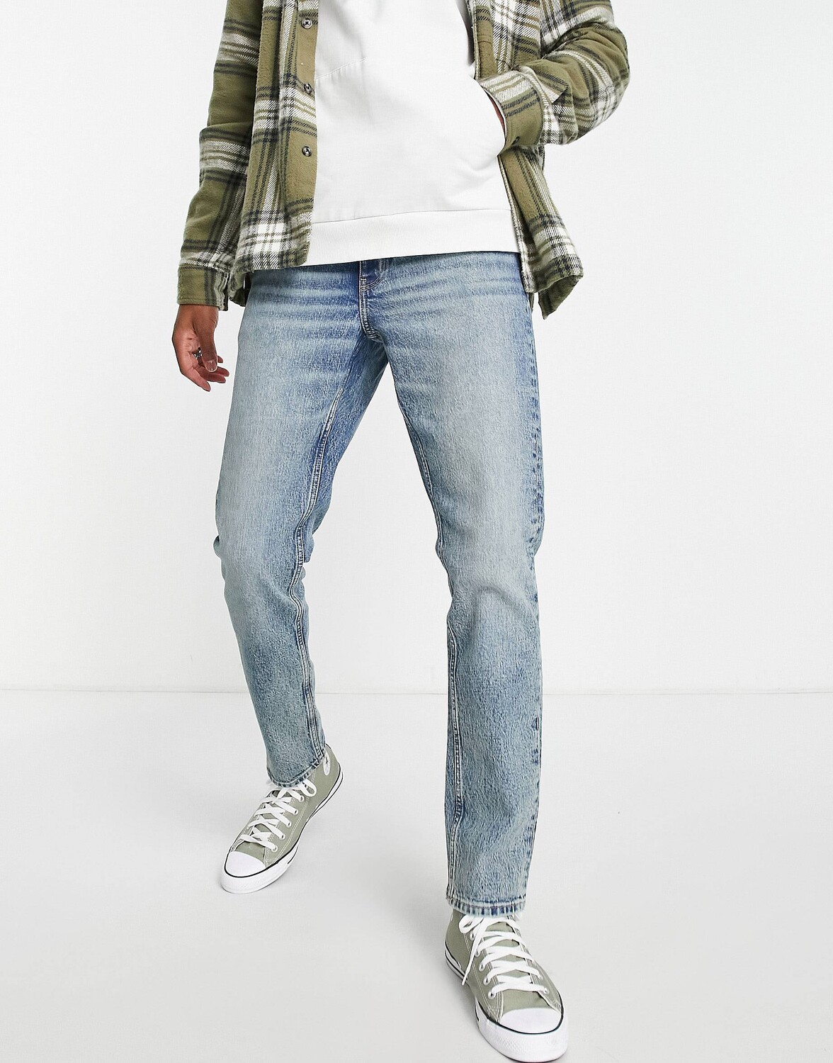 

Синие джинсы средней потертости ASOS DESIGN Cone Mill Denim