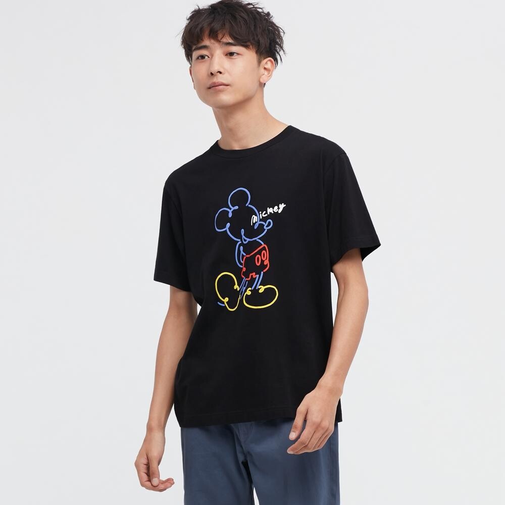 

Футболка с принтом унисекс Uniqlo, черный