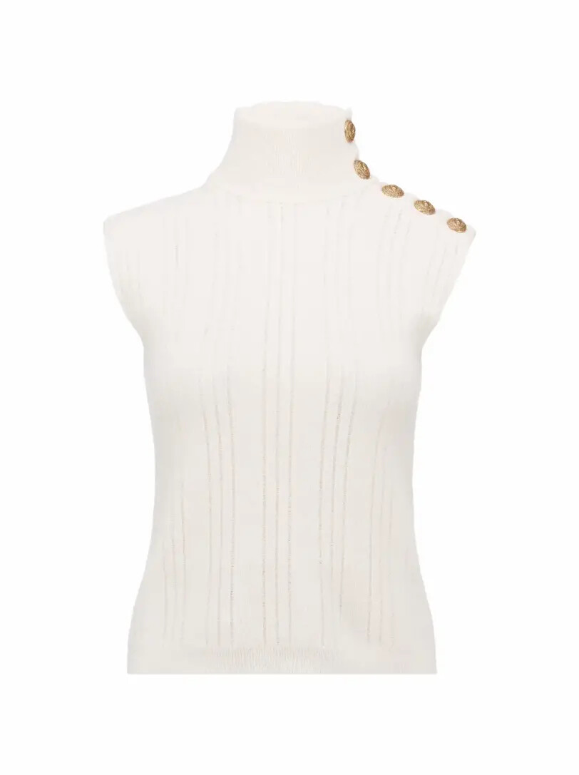 

Топ на кнопках Balmain
