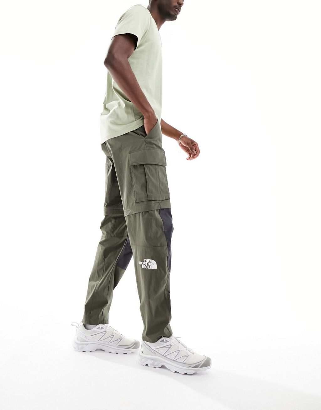 

Брюки карго цвета хаки The North Face NSE Convin