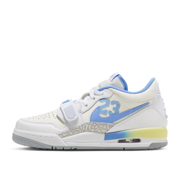 

Кроссовки Air Jordan Legacy 312 Low 'Sail University Blue', Белый