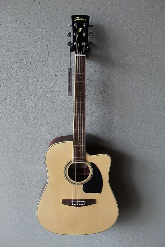 

Абсолютно новая акустическая/электрическая гитара Ibanez PF15ECE со стальными струнами в разрезе - натуральный цвет