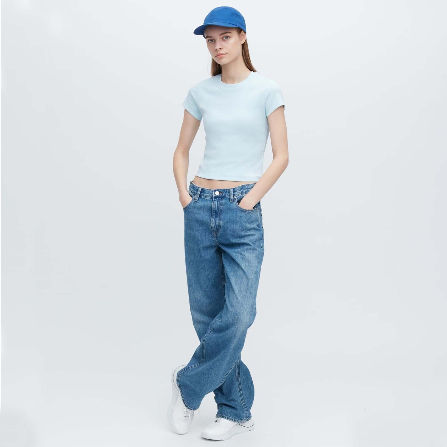 

Футболка Uniqlo Cropped Fit Short Sleeved, светло-голубой, Синий