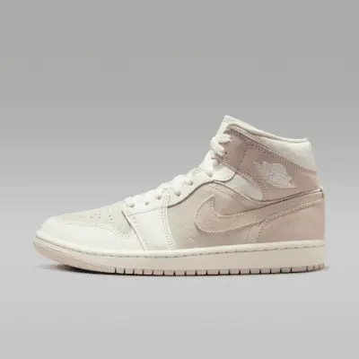

Кроссовки Jordan Air 1 Mid SE, цвет Coconut Milk/Sail/Legend Pink