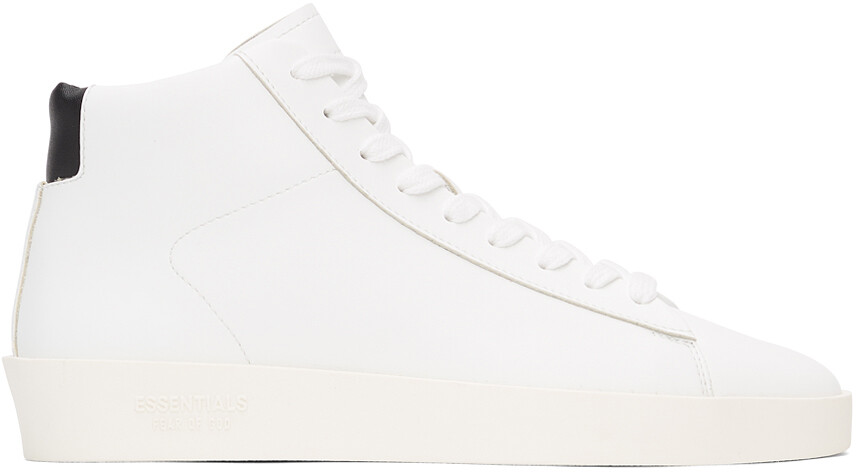 

Белые кроссовки Tennis Mid Essentials