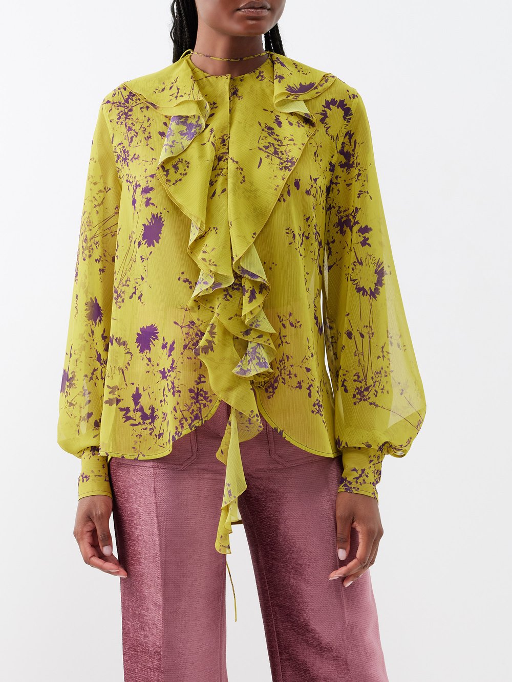 Романтическая блузка из шелкового плиссе с оборками на воротнике Victoria Beckham, желтый блузка из шитья с объемными рукавами