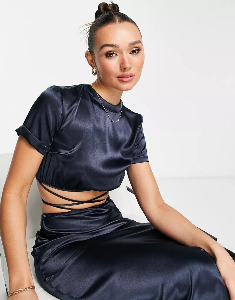 

Темно-синий топ с короткими рукавами Topshop