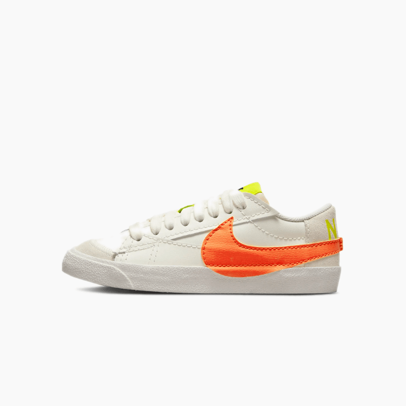 Кеды Nike Blazer Blazer Low '77 Jumbo, белый/оранжевый цена и фото