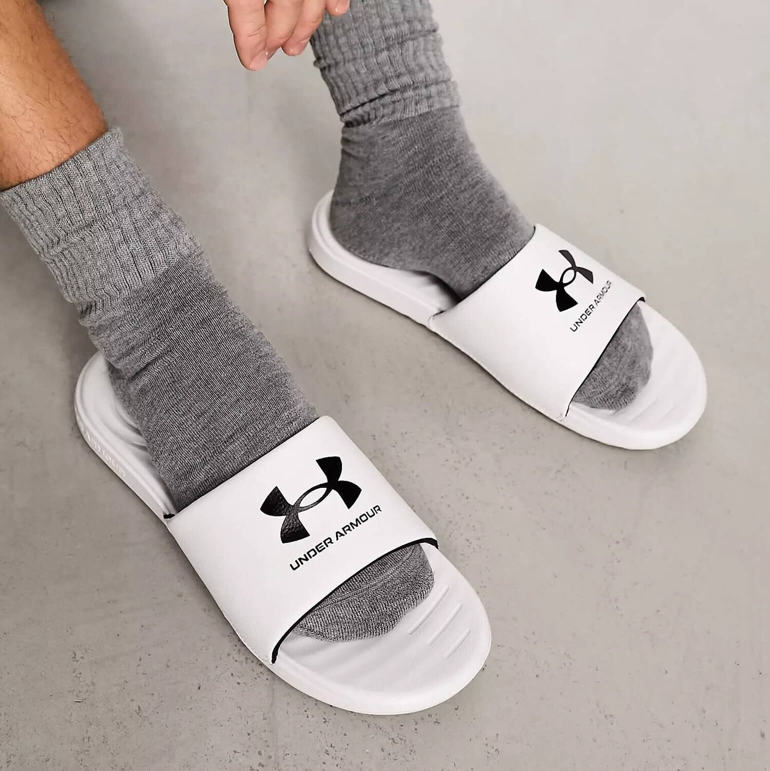

Сланцы Under Armour Ansa Fix, белый