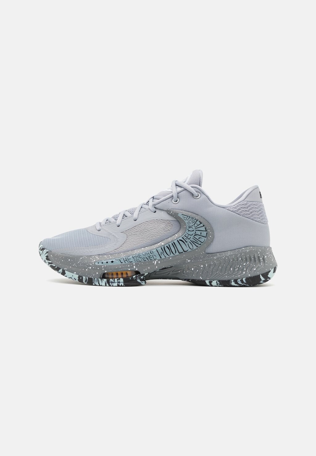 

Кроссовки Nike