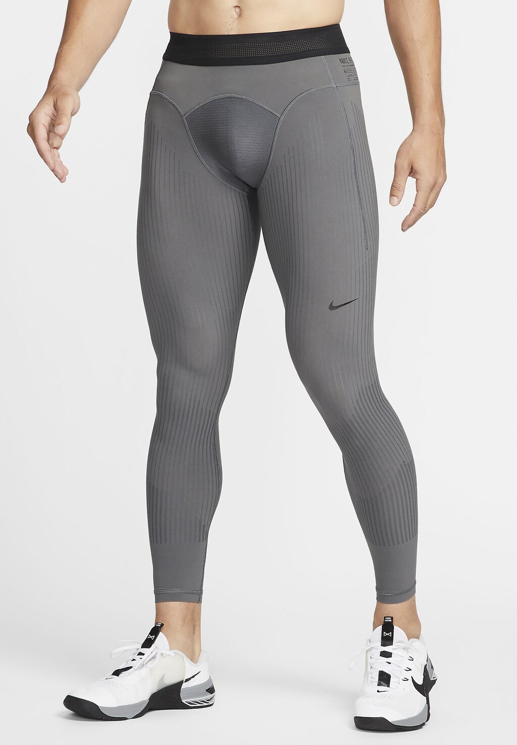 

Тайтсы Nike