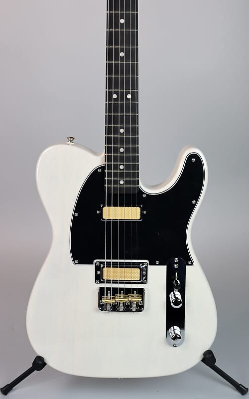 

Fender Gold Foil Telecaster Белая блондинка