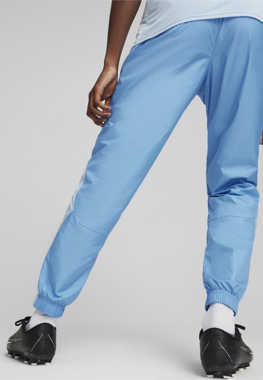 

Команда Manchester City Pre-Match Puma, цвет regal blue silver sky