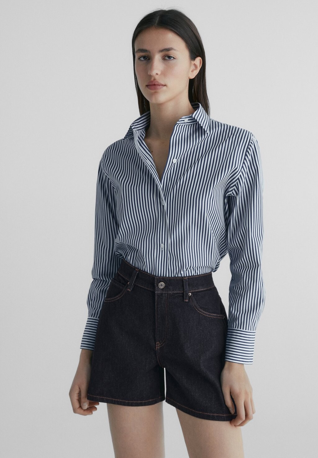 

Джинсовые шорты Massimo Dutti, синий