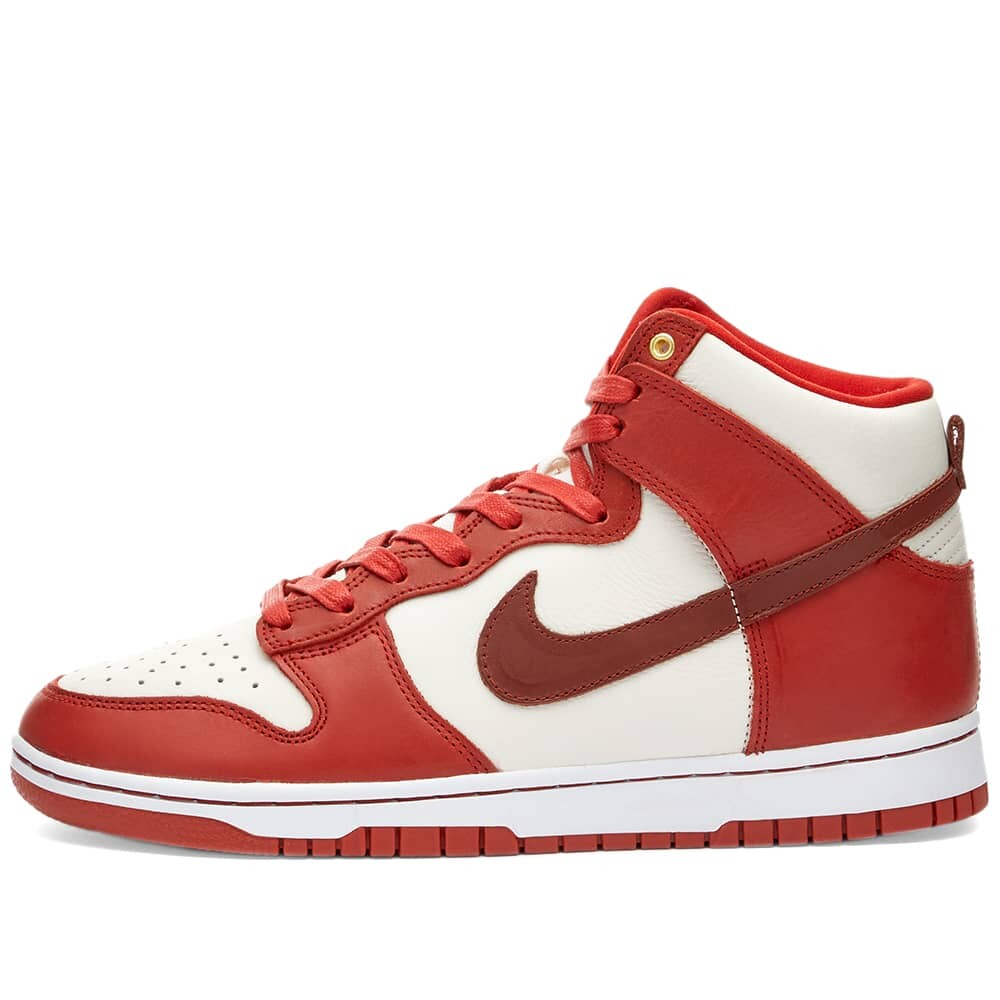 

Кроссовки Nike Dunk High LXX, красный