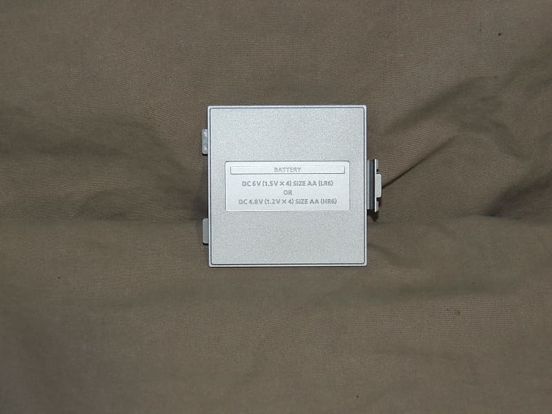 Крышка батарейного отсека Roland TB-03 и TR-06 [музыка трех волн] TB-03 & TR-06 Battery Cover for lenovo s60 battery back cover