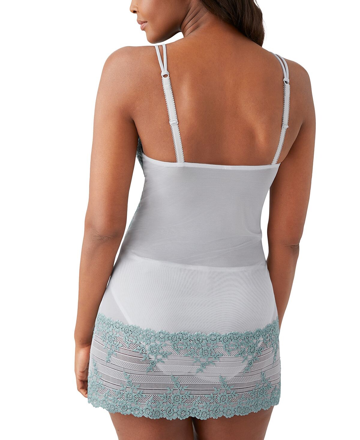 Потрясающее дополнение к коллекции Wacoal Embrace Lace, эта сорочка захваты...