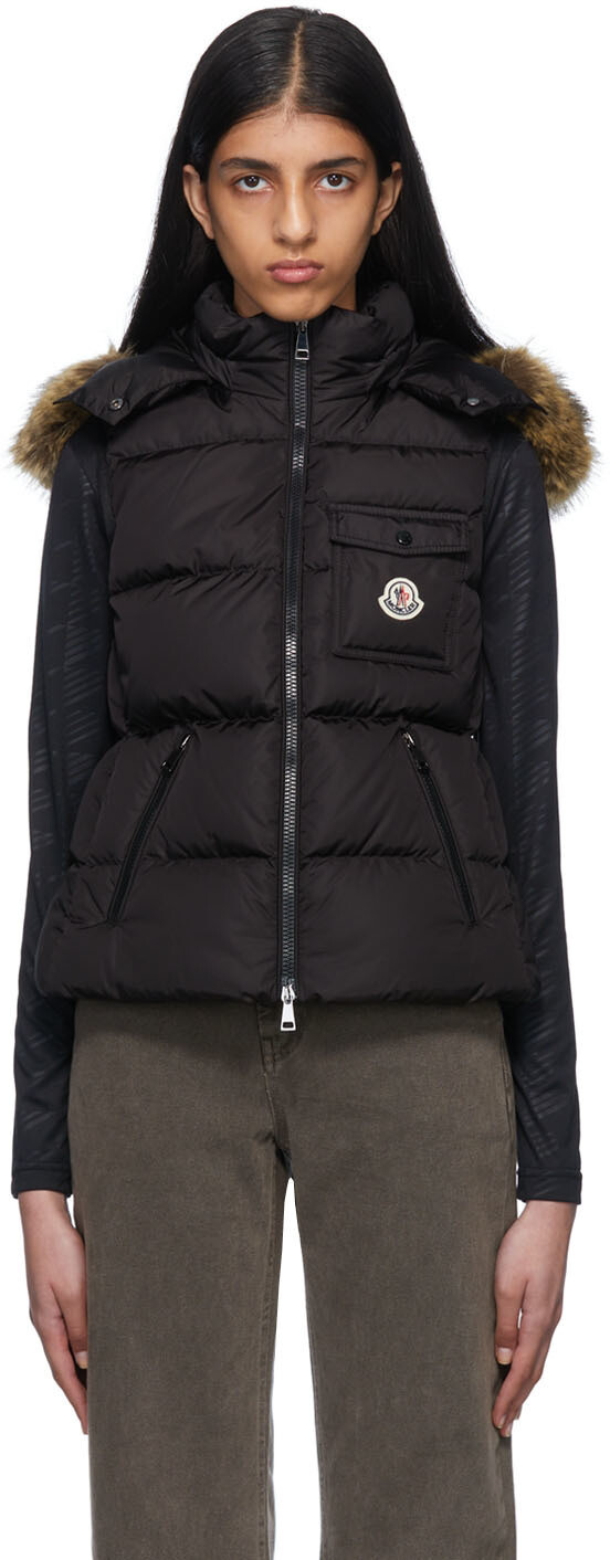 

Черный пуховый жилет Bairon Moncler