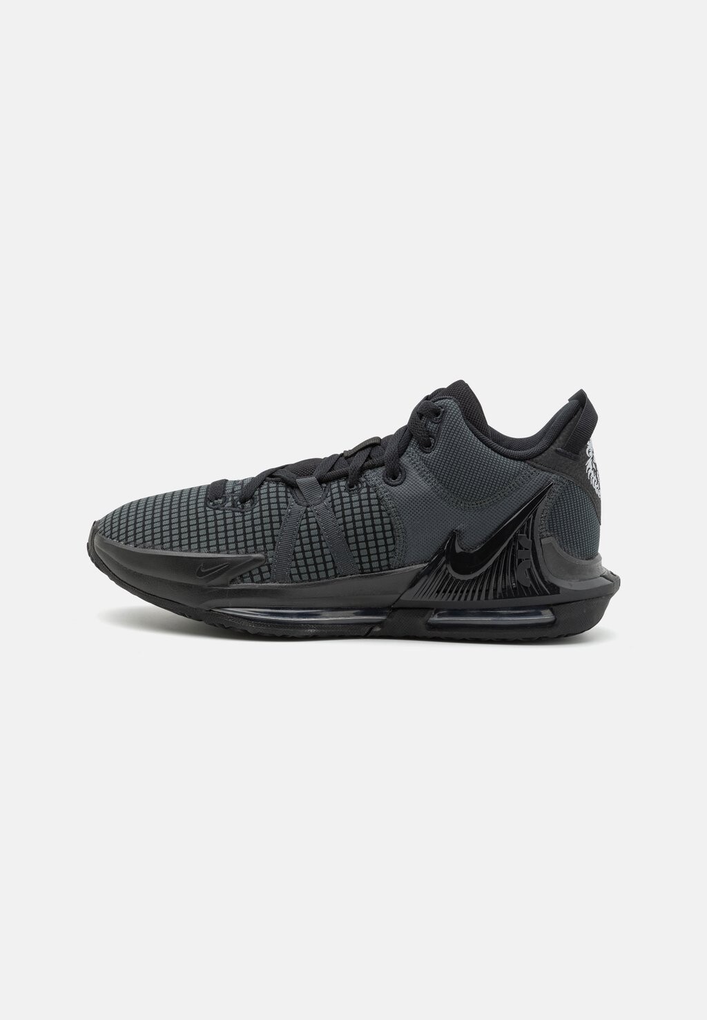 

Кроссовки Nike