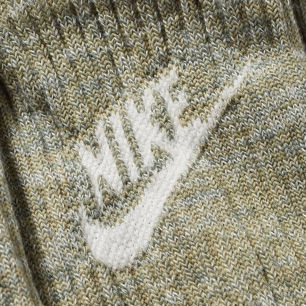 

Носки Nike Everyday Plus Cushioned Crew, зеленый