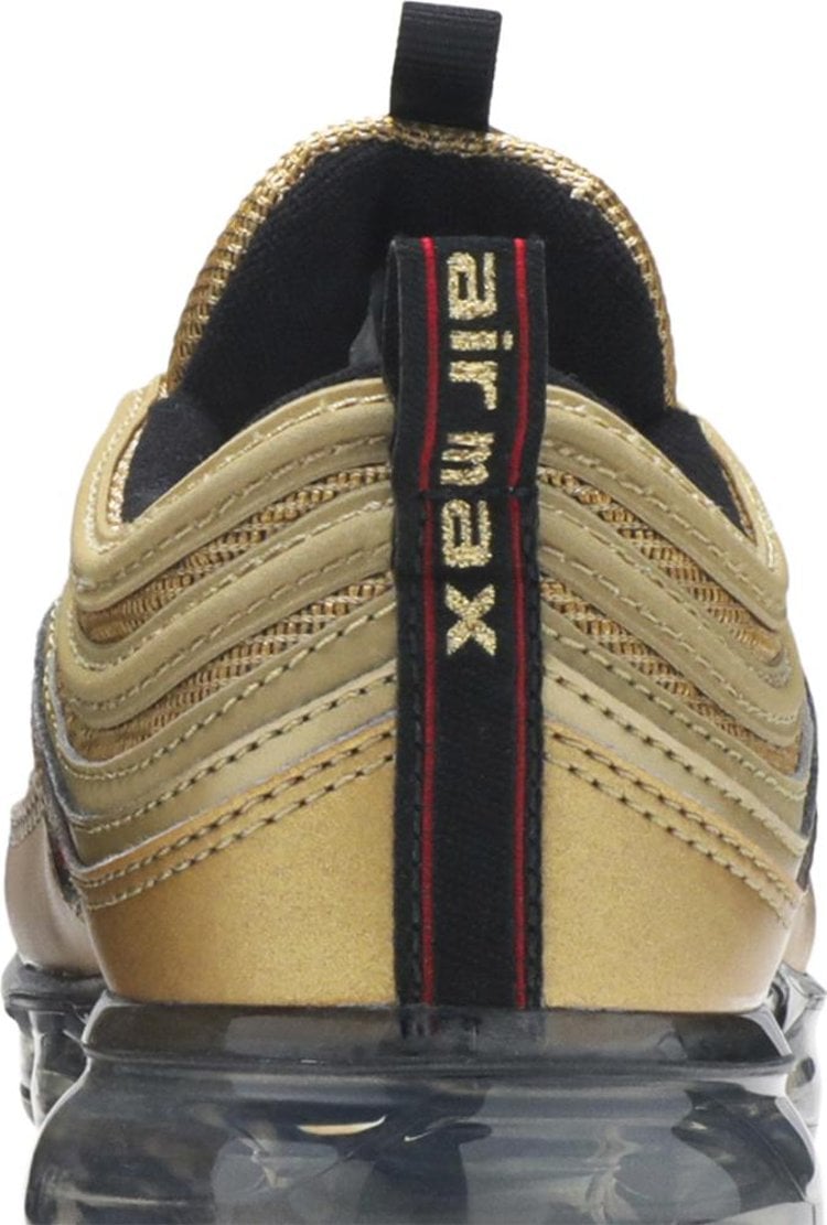 Nike air vapormax 97 metallic shop gold grade school kids' shoe