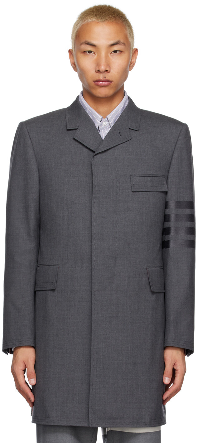 

Серое пальто с четырьмя полосками Thom Browne
