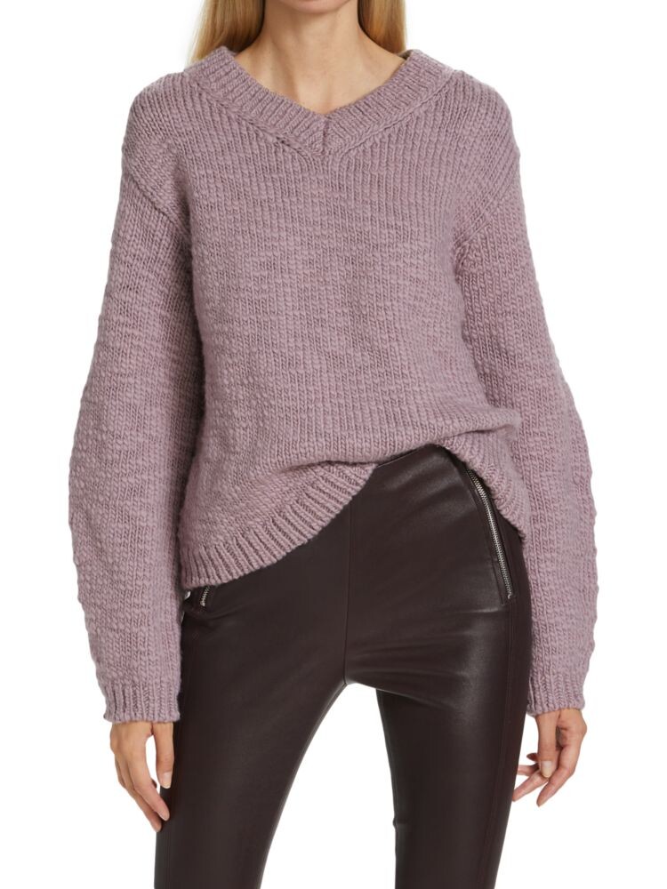 

Свитер с V-образным вырезом Helmut Lang, цвет Wisteria