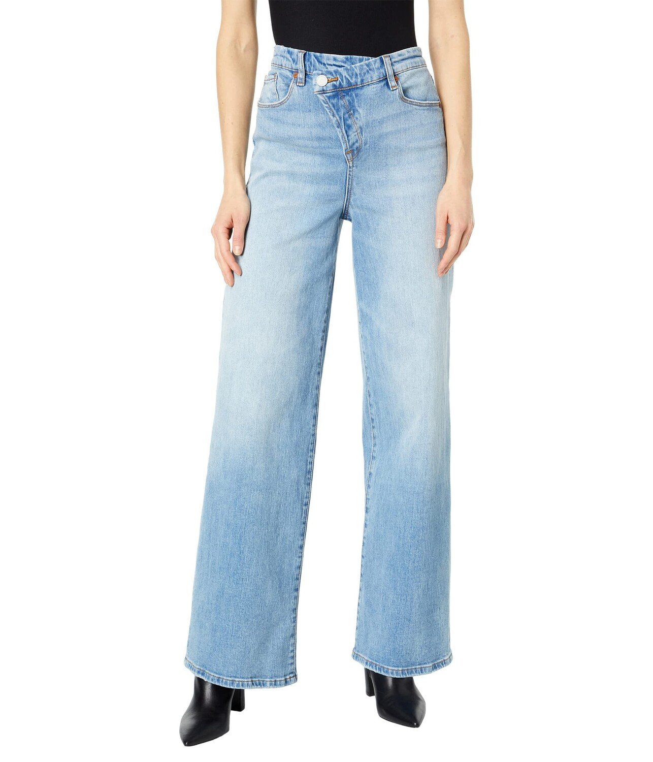 

Джинсы Blank NYC, The Franklin Overlap Fly Wide Leg and Longer Inseam Jeans in Say Less