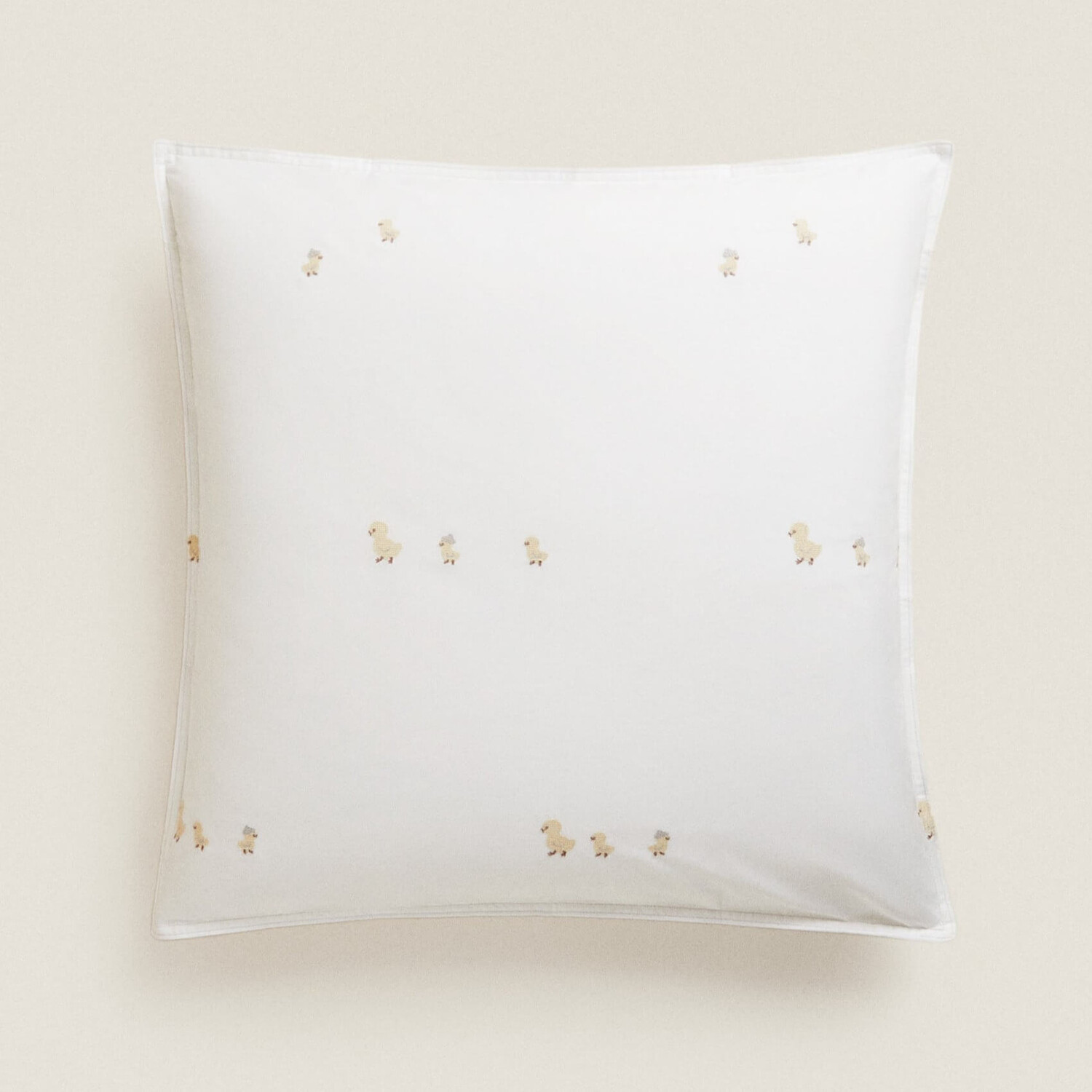 

Наволочка с вышивкой Zara Home, белый
