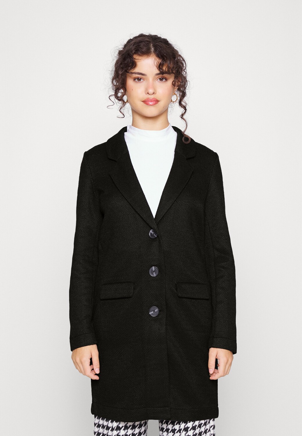 

Куртка JDY Petite, черный