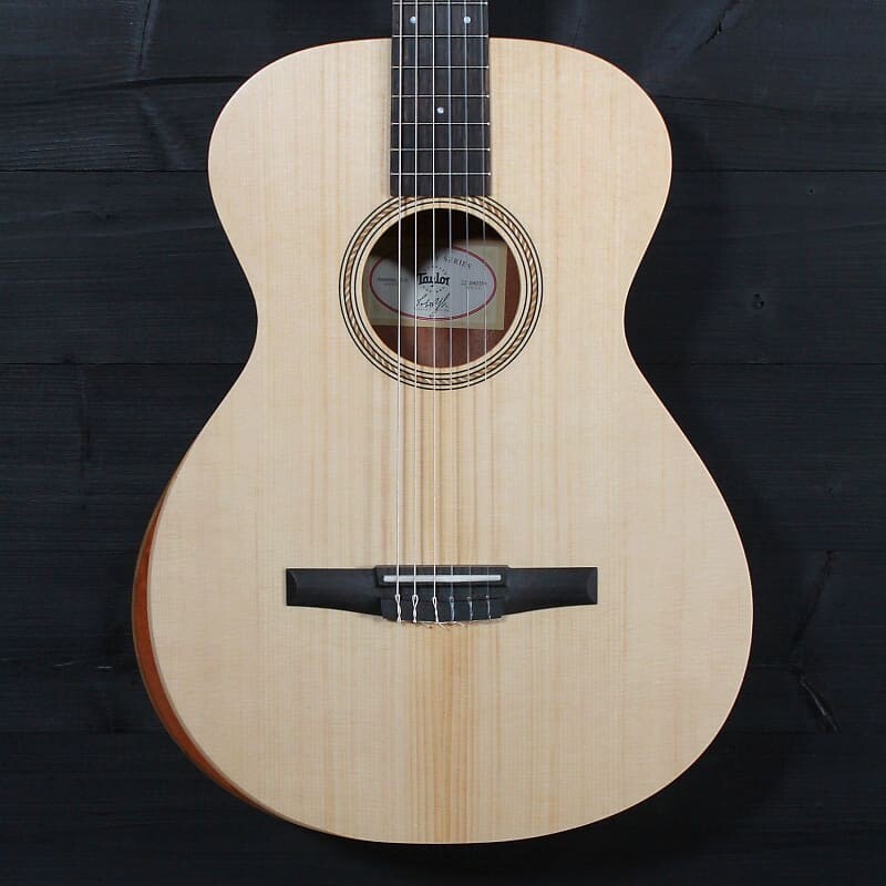 

Гитара Taylor Academy 12 N / Nylon String, натуральный