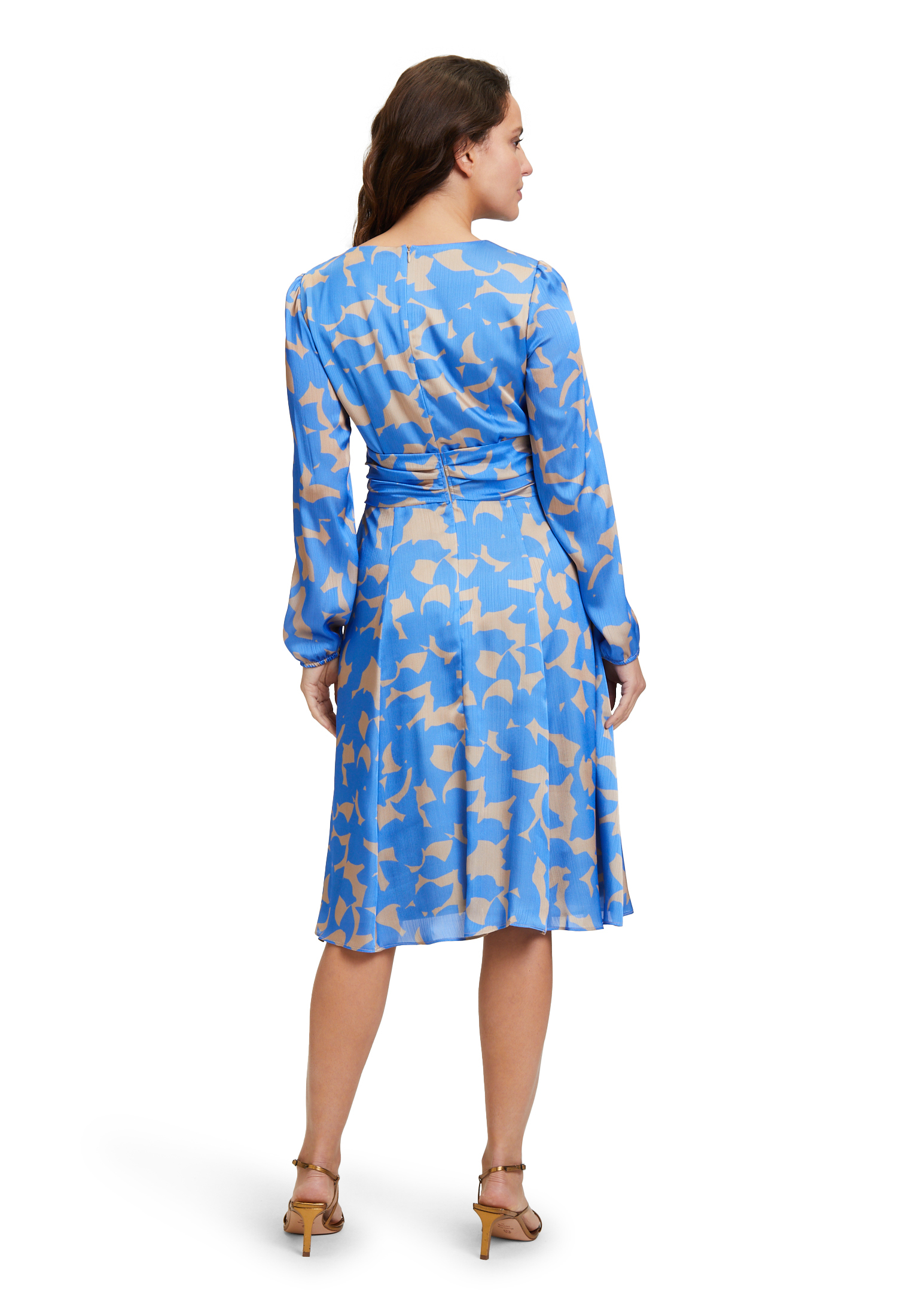 Платье BETTY & CO Chiffon langarm, синий