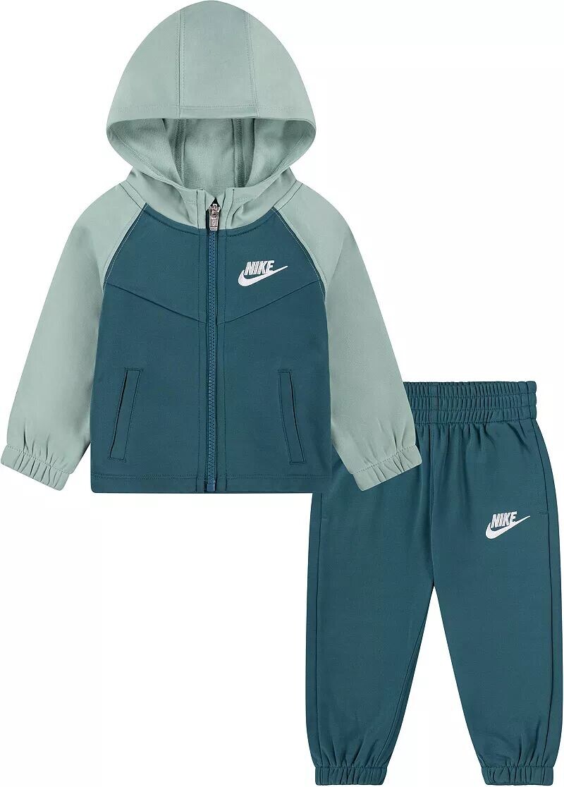 

Комплект Nike Toddlers' Lifestyle Essentials с молнией во всю длину