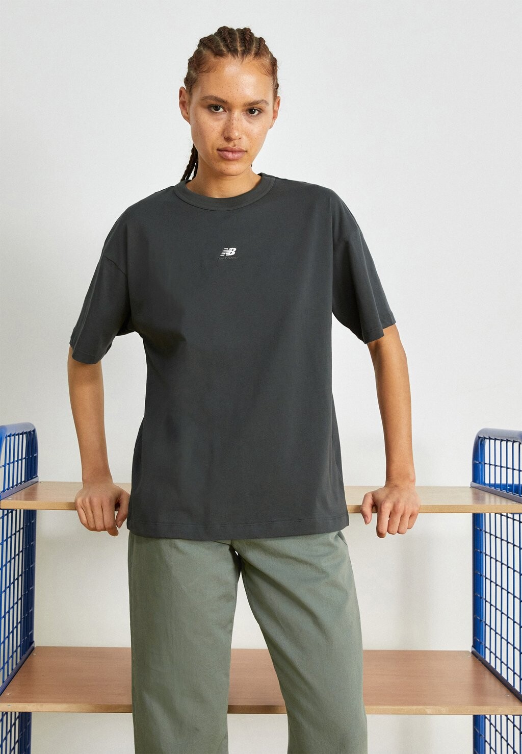 

Базовая футболка New Balance, черный