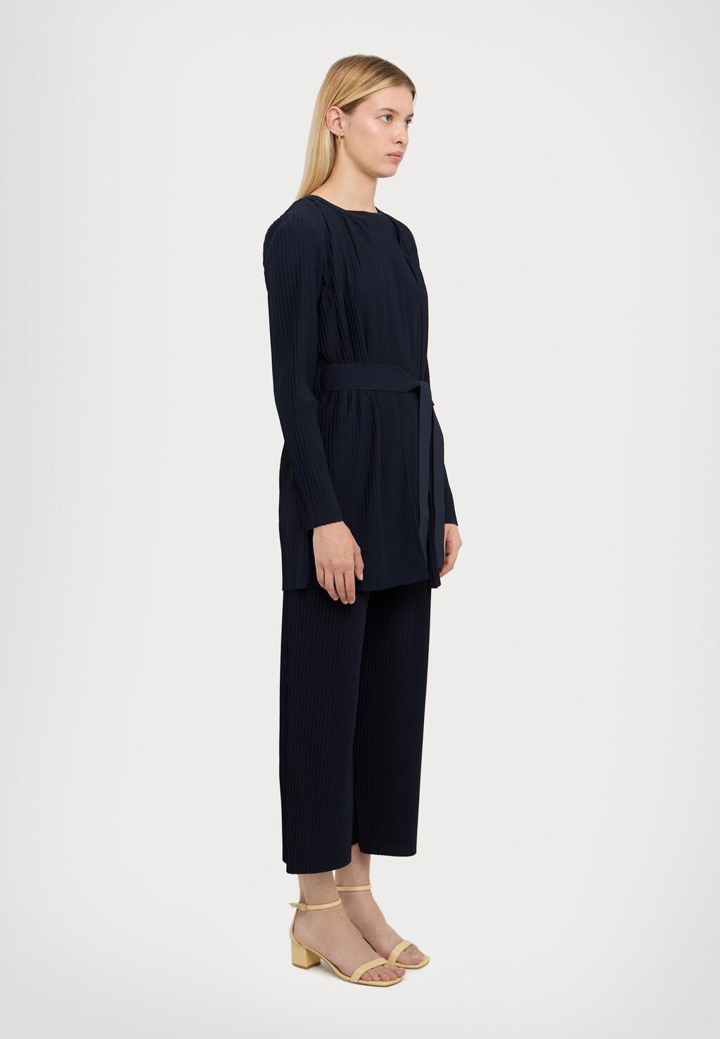 

Короткое пальто FIESTA Max Mara Leisure, темно-синий