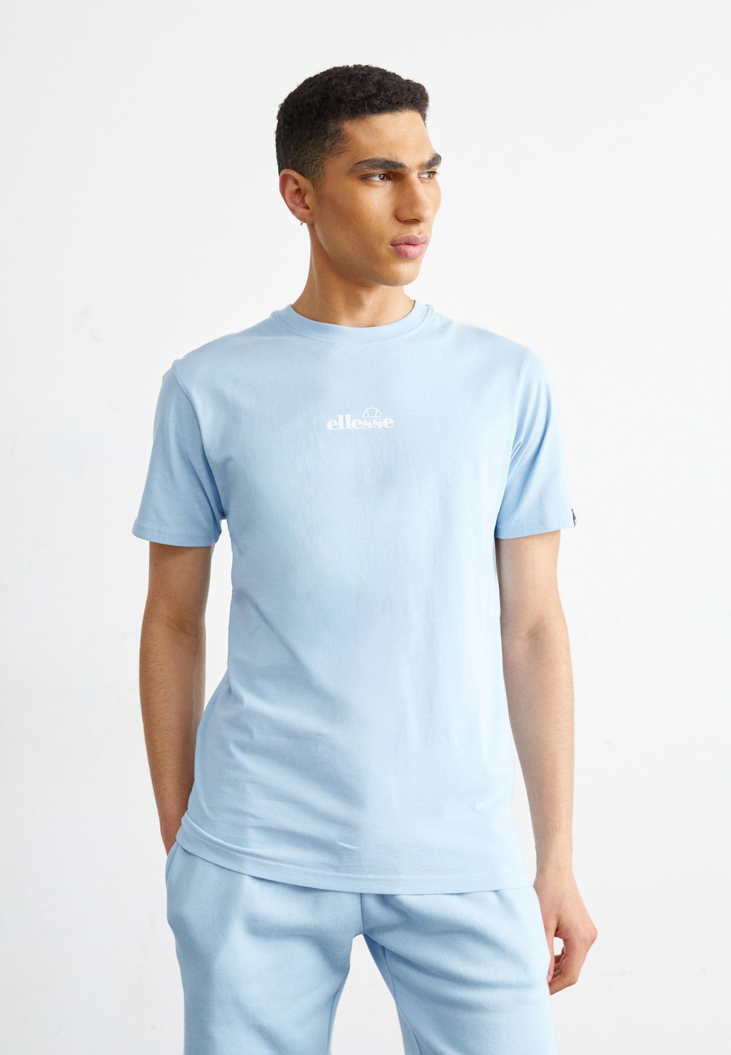 Базовая футболка OLLIO TEE Ellesse, цвет light blue