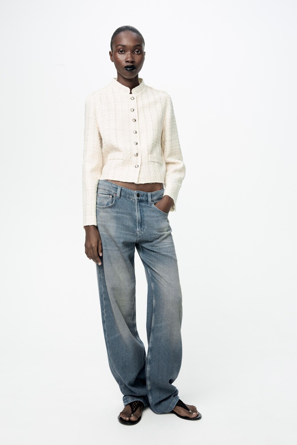 

Короткая фактурная куртка ZARA, белый