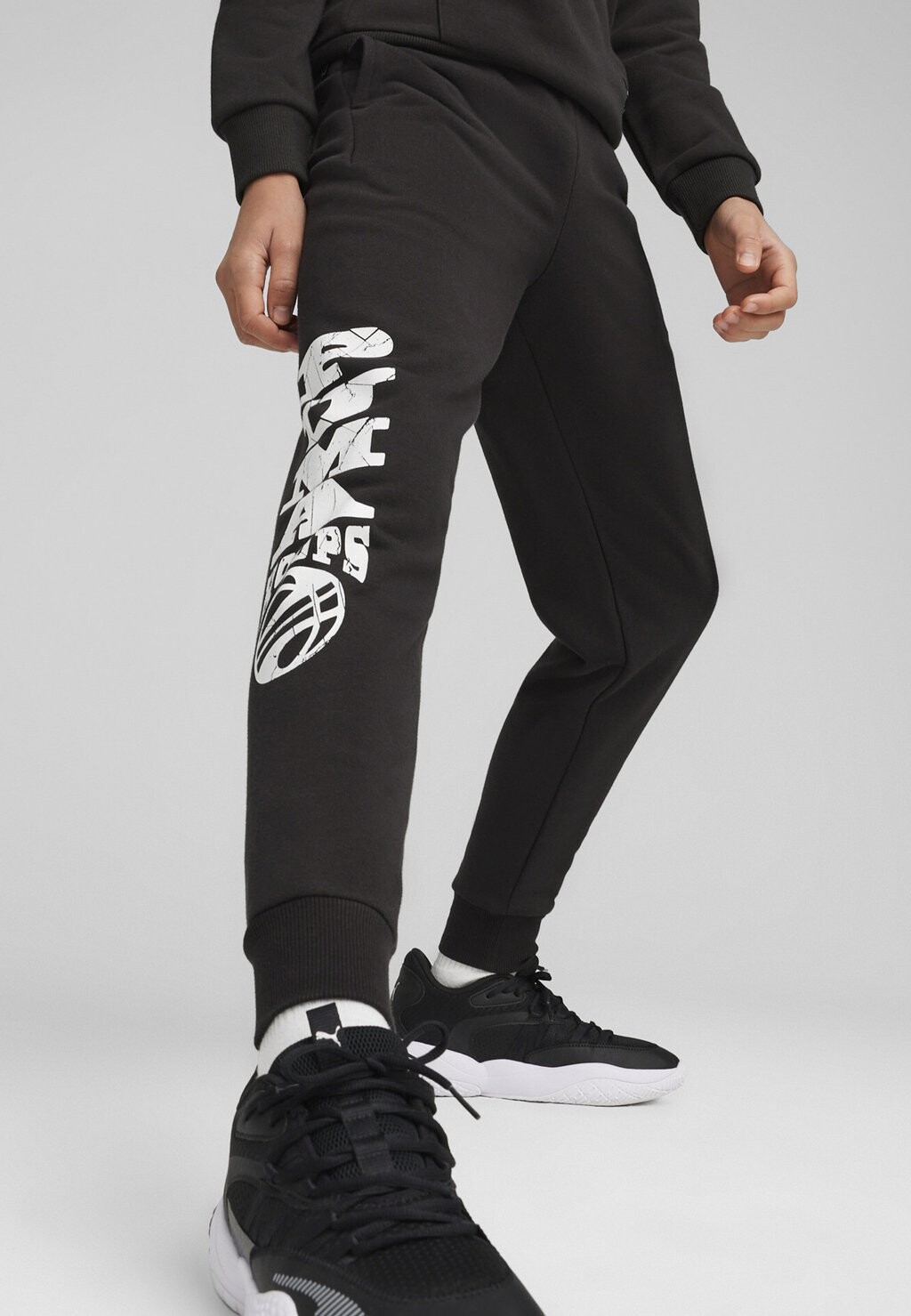 

Спортивные штаны Puma, цвет black
