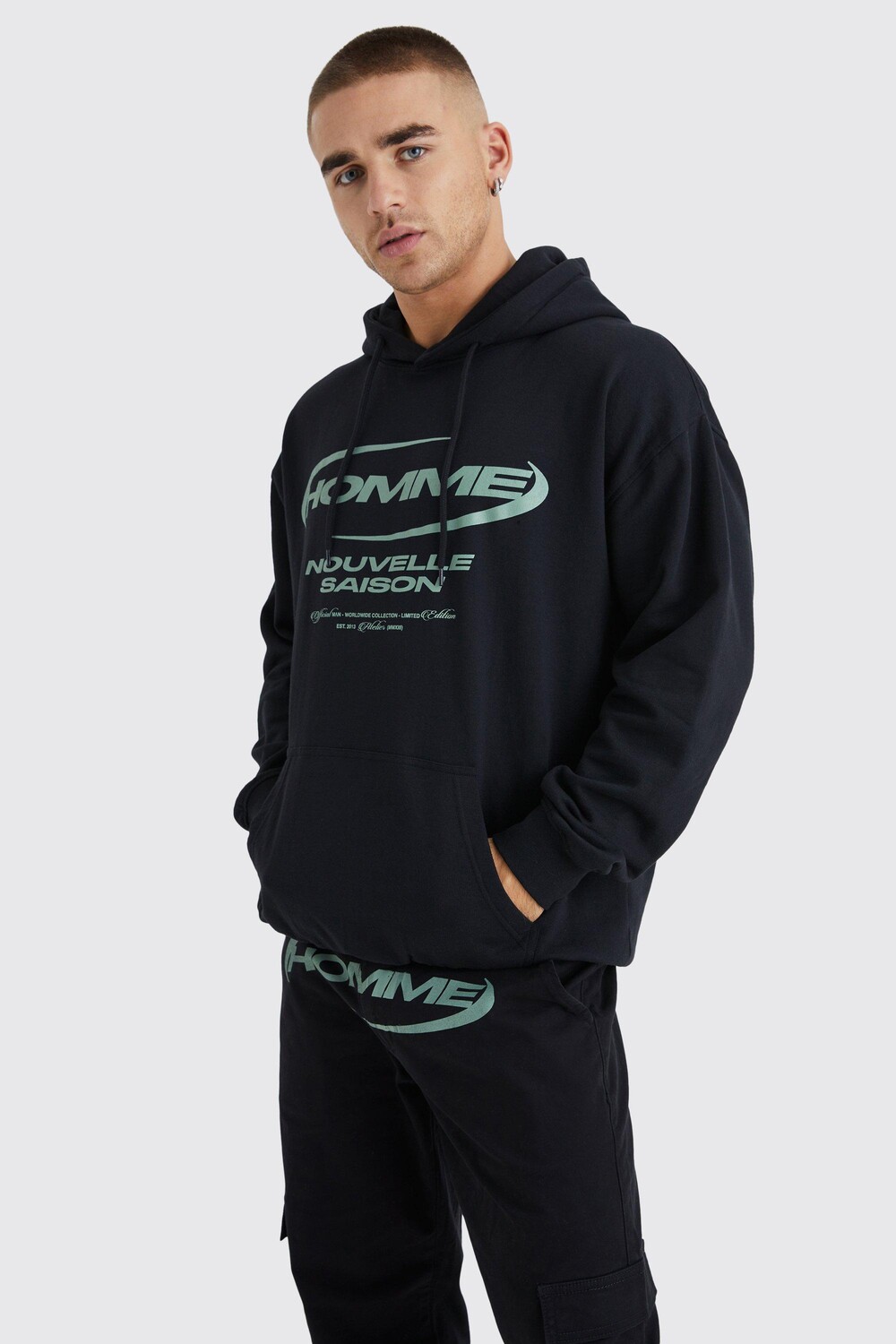 

Худи oversize homme с графикой Boohoo, черный
