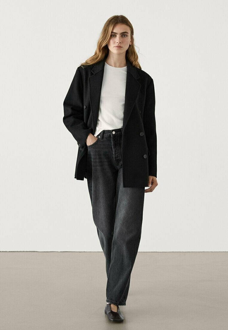 

Короткое пальто Massimo Dutti, черный