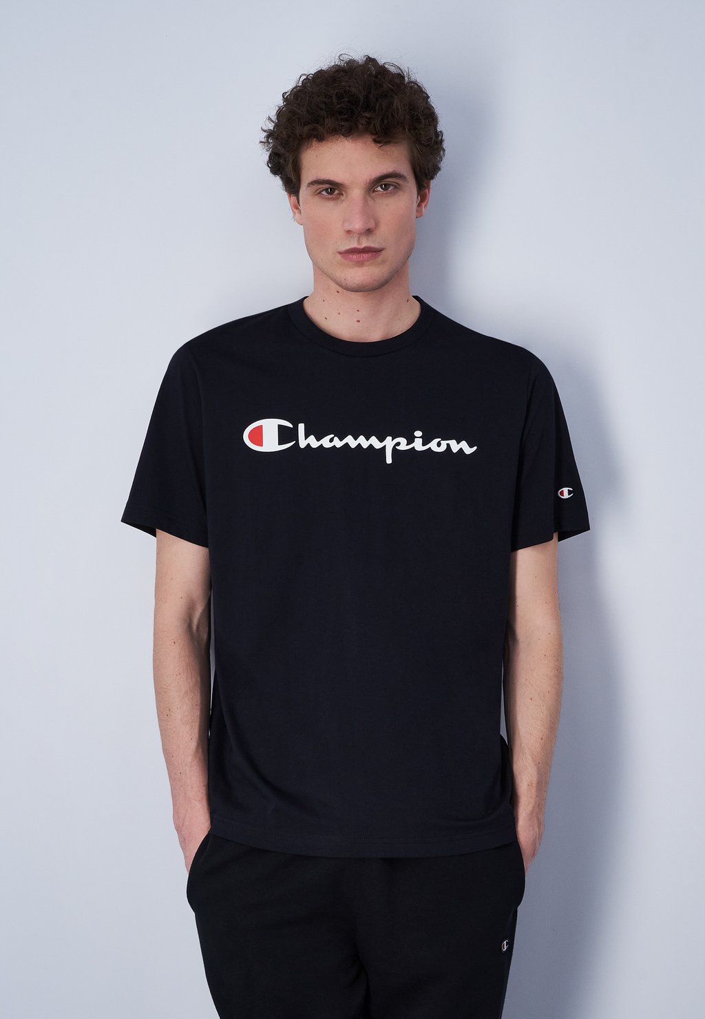 Спортивная футболка Icons Crewneck Large Logo Champion, черный